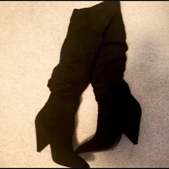 Boots - Picture 1 of 2